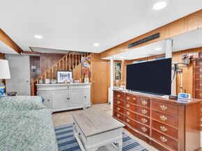 37 Parkview Court, White Plains NY 10603