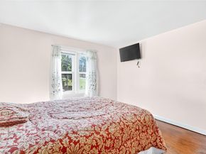 37 Parkview Court, White Plains NY 10603