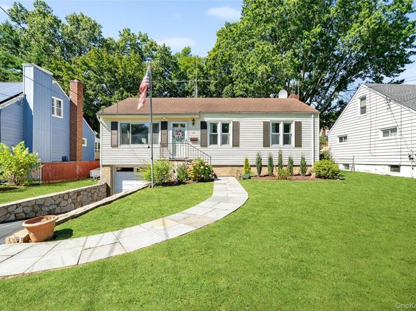 37 Parkview Court, White Plains NY 10603