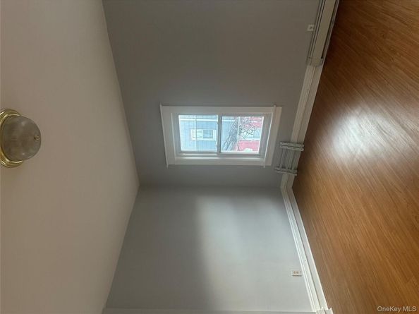 4 Ritters Lane, Yonkers NY 10703