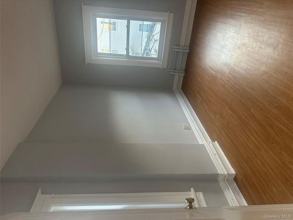 4 Ritters Lane, Yonkers NY 10703