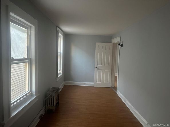 4 Ritters Lane, Yonkers NY 10703