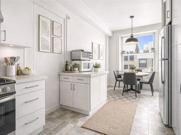 390 Riverside Drive 15D, New York (Manhattan) NY 10025