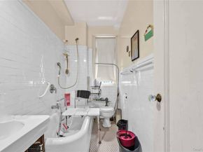 390 Riverside Drive 15D, New York (Manhattan) NY 10025