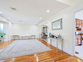 104 Beverly Place, Levittown NY 11756