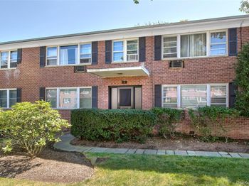 4 Walnut Street