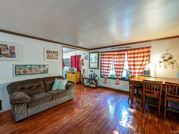53 Dryad Road, Rocky Point NY 11778