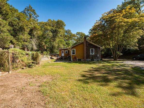 53 Dryad Road, Rocky Point NY 11778