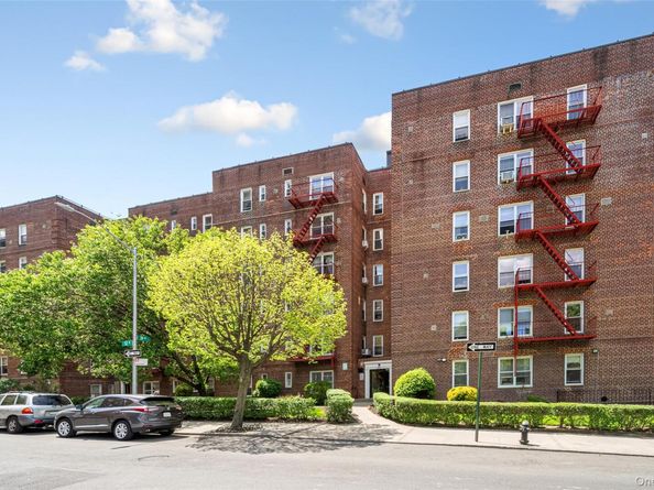 39-20 52nd Street 4D, Woodside NY 11377
