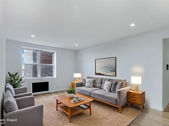 39-20 52nd Street 4D, Woodside NY 11377
