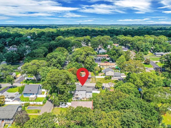 42 Apricot Place, Ronkonkoma NY 11779