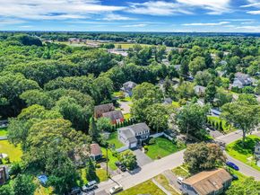 42 Apricot Place, Ronkonkoma NY 11779