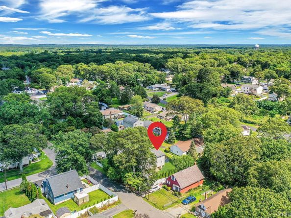 42 Apricot Place, Ronkonkoma NY 11779