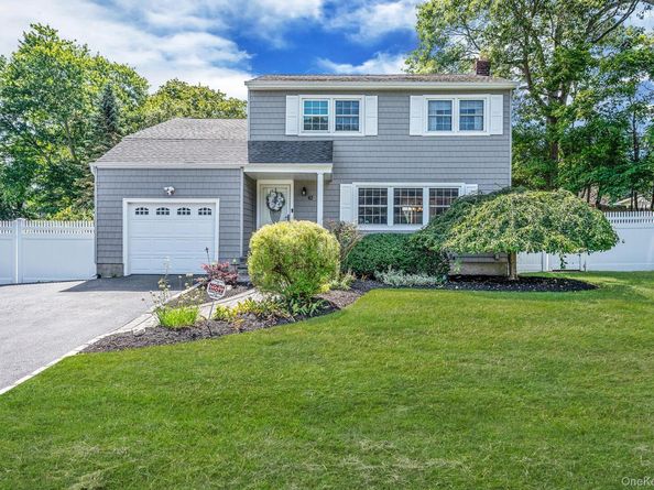 42 Apricot Place, Ronkonkoma NY 11779