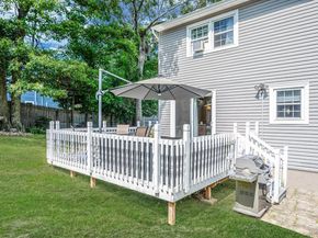 42 Apricot Place, Ronkonkoma NY 11779