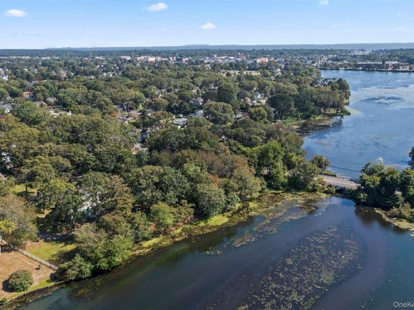 108 Shore Road, Patchogue NY 11772