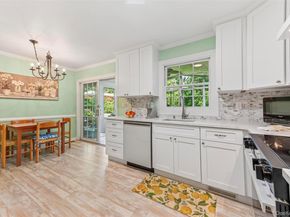 40 Donellan Road, Hampton Bays NY 11946
