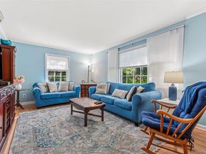 40 Donellan Road, Hampton Bays NY 11946