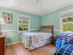 40 Donellan Road, Hampton Bays NY 11946