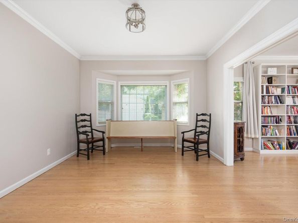 100 Coverly Place, Melville NY 11747