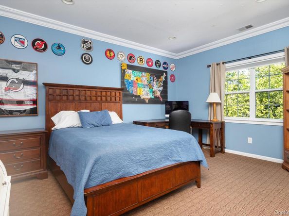 100 Coverly Place, Melville NY 11747