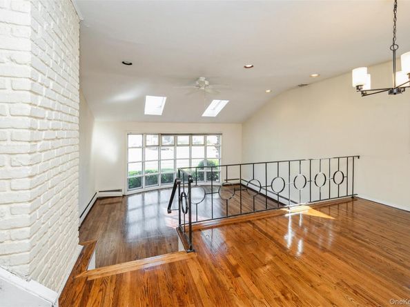 2048 Holland Way, Merrick NY 11566