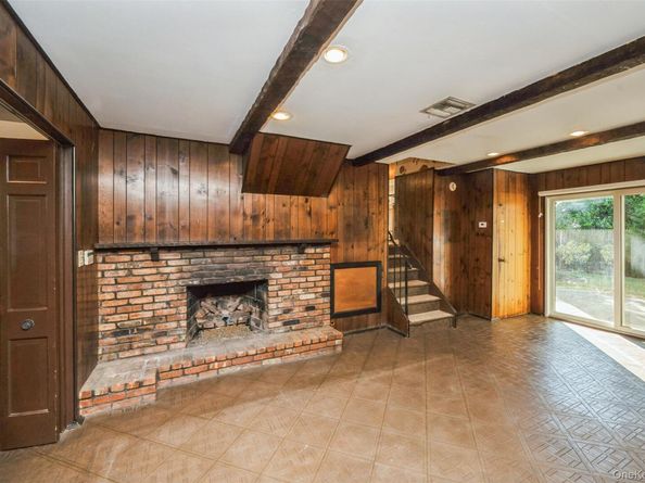 2048 Holland Way, Merrick NY 11566