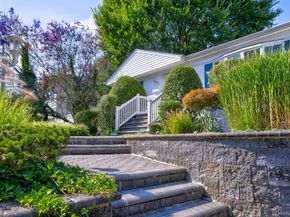 17 Hill Road, Farmingdale NY 11735