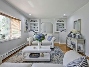 17 Hill Road, Farmingdale NY 11735