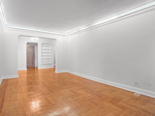 2190 Boston Road 3F, Bronx NY 10462