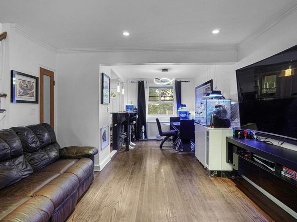 22107 Manor Road 1214, Queens Village NY 11427