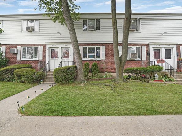 22107 Manor Road 1214, Queens Village NY 11427