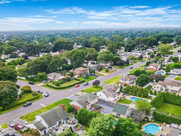 69 Marilynn Street, East Islip NY 11730