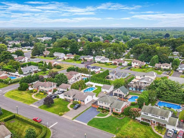 69 Marilynn Street, East Islip NY 11730