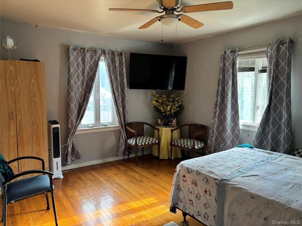 26 E 12th Street, Huntington Station NY 11746