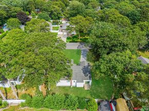 220 Peekskill Avenue, Medford NY 11763