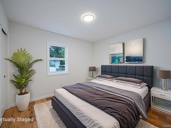 220 Peekskill Avenue, Medford NY 11763