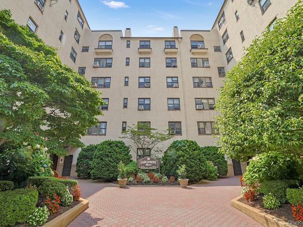 17 N Chatsworth Avenue 6KL, Larchmont NY 10538
