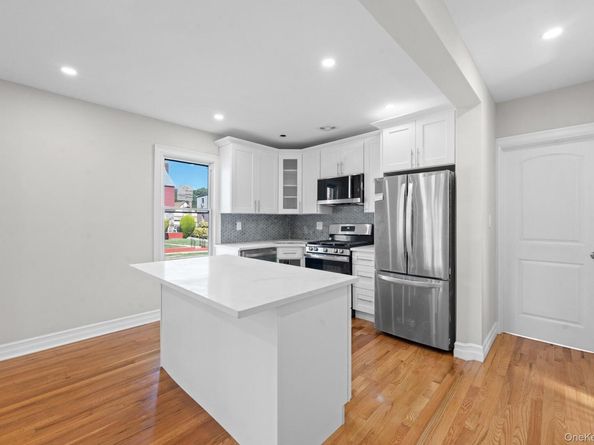 13001 228th Street, Laurelton NY 11413