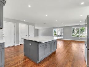 21 Fulton Street, West Babylon NY 11704