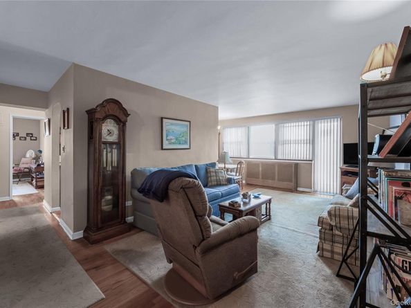 88-08 151 Avenue 5C, Howard Beach NY 11414