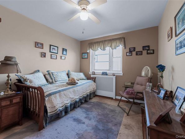 88-08 151 Avenue 5C, Howard Beach NY 11414