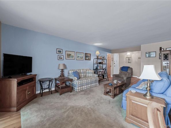 88-08 151 Avenue 5C, Howard Beach NY 11414
