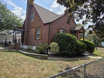 853 Arthur Street