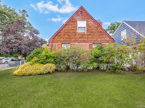 853 Arthur Street, West Hempstead NY 11552