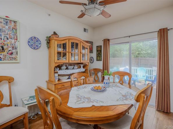10 Cranberry Circle, Medford NY 11763