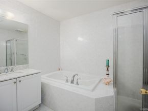 10 Cranberry Circle, Medford NY 11763