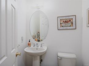 10 Cranberry Circle, Medford NY 11763