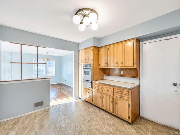 159-15 89th Street, Howard Beach NY 11414