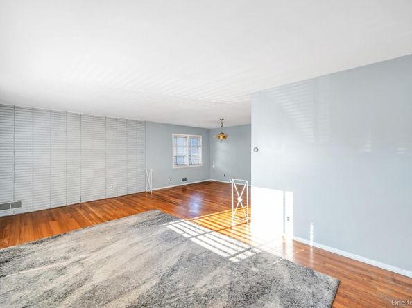 159-15 89th Street, Howard Beach NY 11414